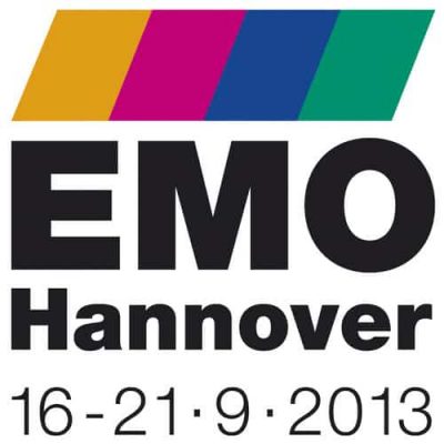 Logotyp för emo hannover med flerfärgade ränder ovanför den fetstilta texten "emo", med "hannover" under den och evenemangets datum "16-21.9.2013.