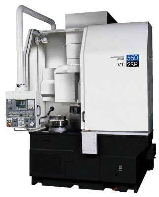 Industriell vertikal svarvmaskin med elektronisk kontrollpanel, märkt "550 vt 2sp".